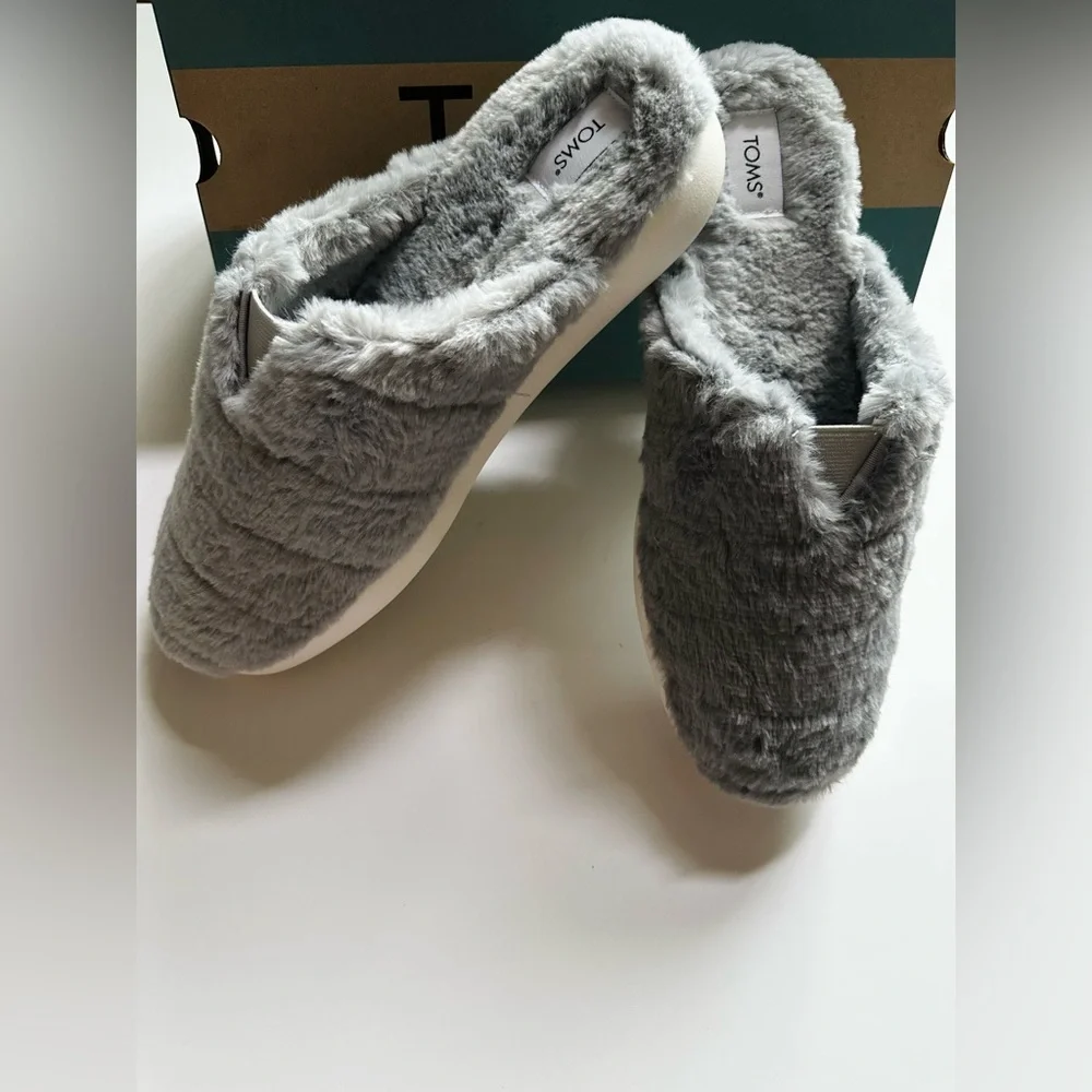 Toms Fluff Slippers Alpargata Mallow Mule Grey Smoke Faux Fur Women NEW Size 9.5 - Picture 15 of 15